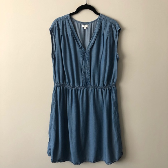 SOLD Thyme Maternity Denim Tunic Dress medium - Picture 3 of 7